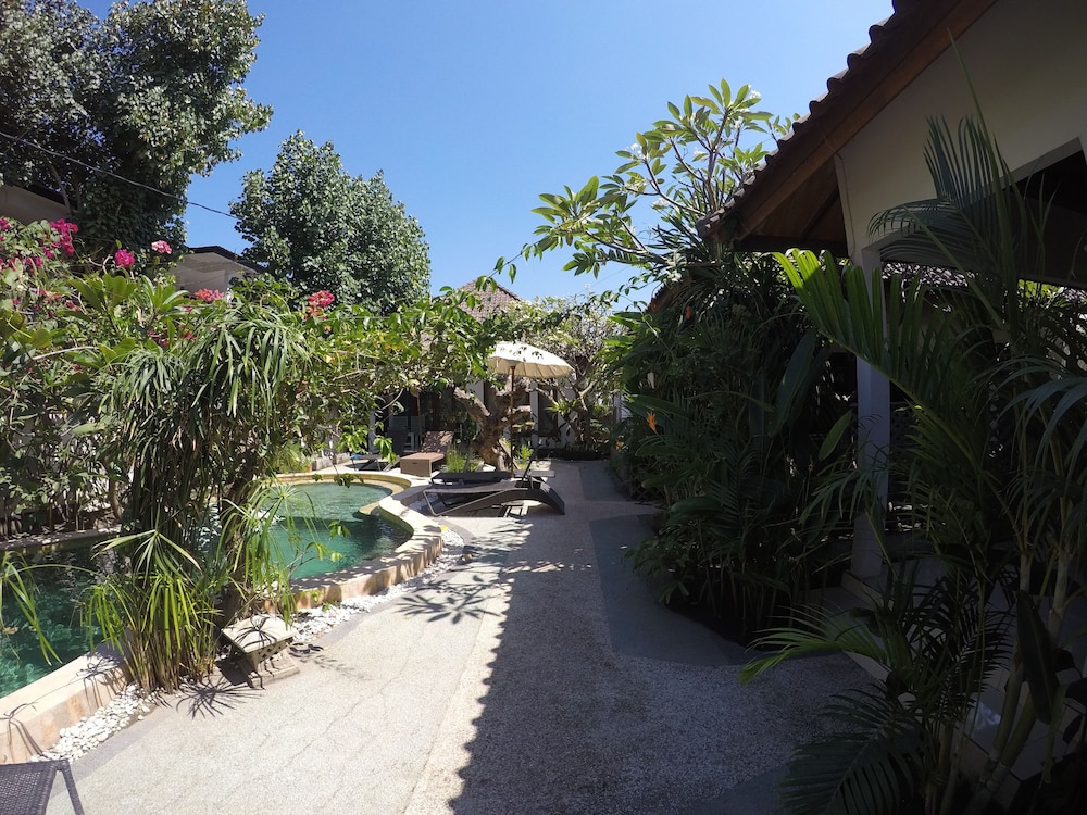 Kalua Boutique Bungalows 43/50