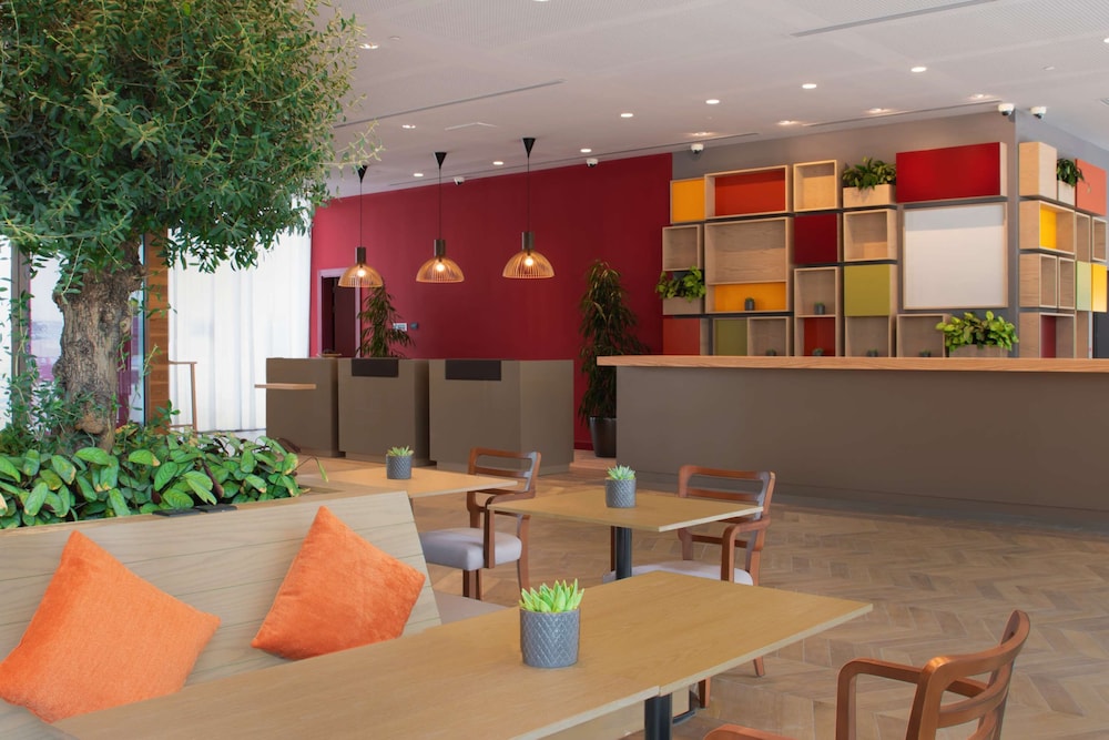 Intercity Hotel Dubai Jaddaf Waterfront 42/49