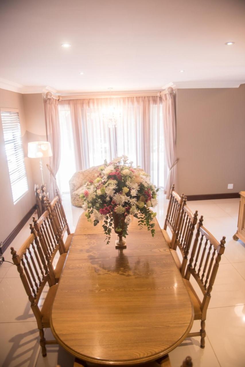 Potch Manor 41/49