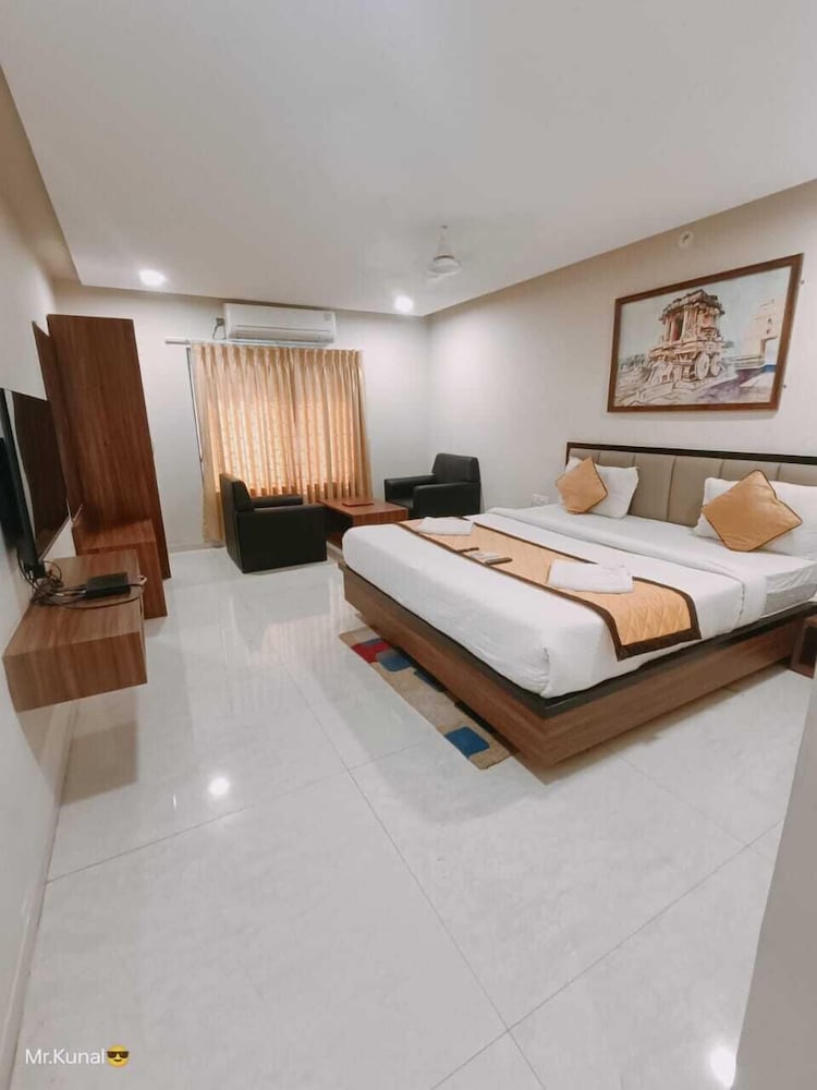 Vov Hotels Vijayapura Bijapur 9/42