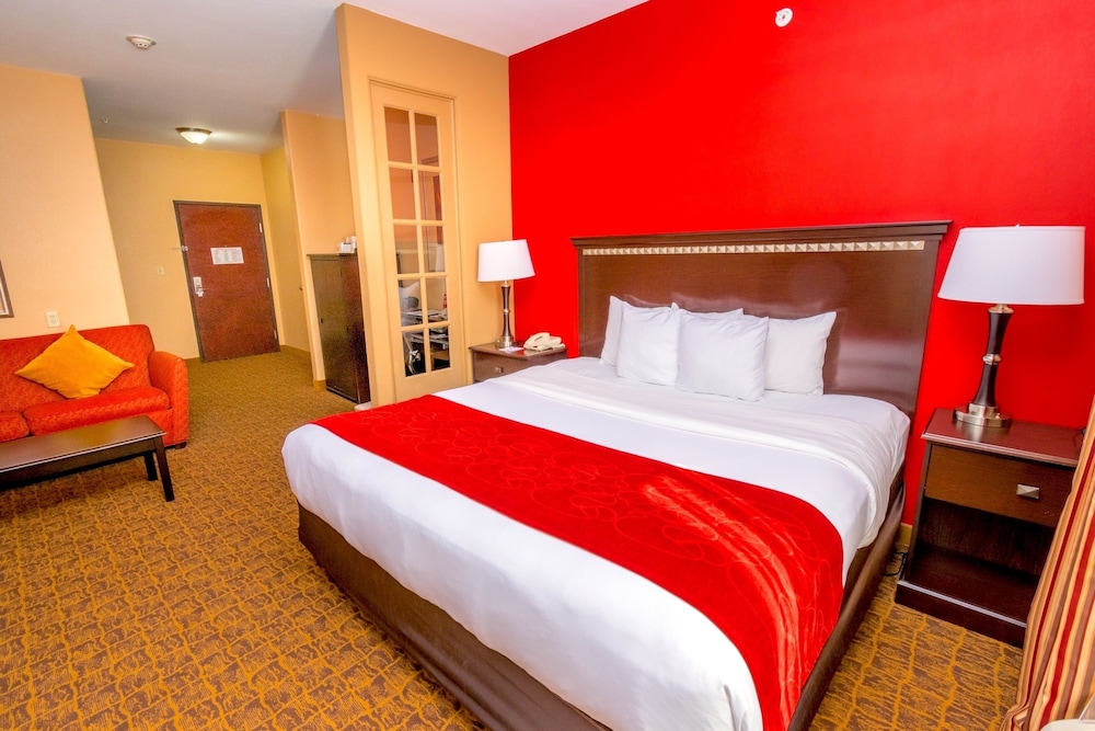 Spark By Hilton Pearland 11/37