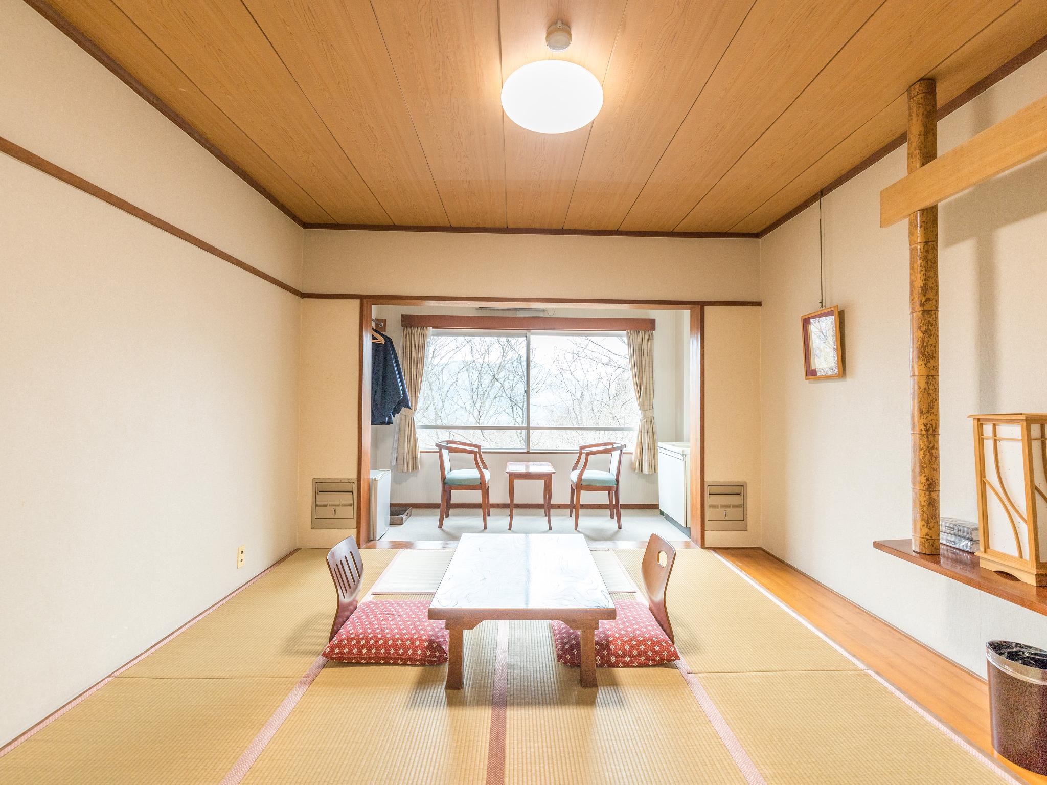 Japanese, Single, Mountain View