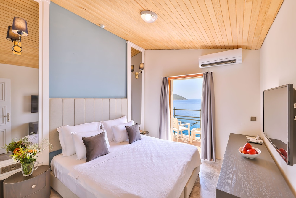 Hera Hotel 24/70