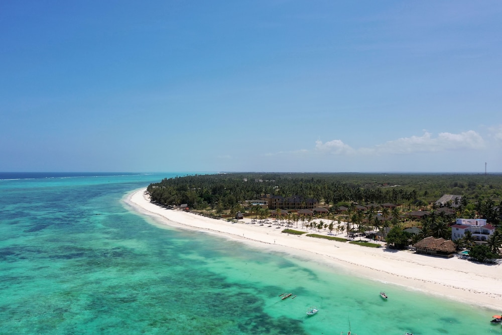 The Sands Beach Resort, Zanzibar 64/72