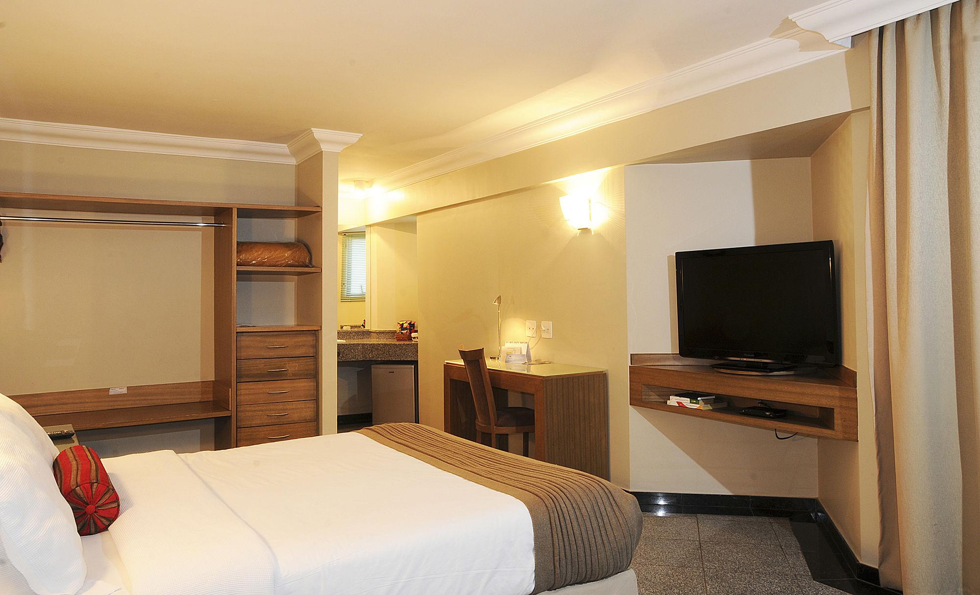 Deluxe Superior Double Bed