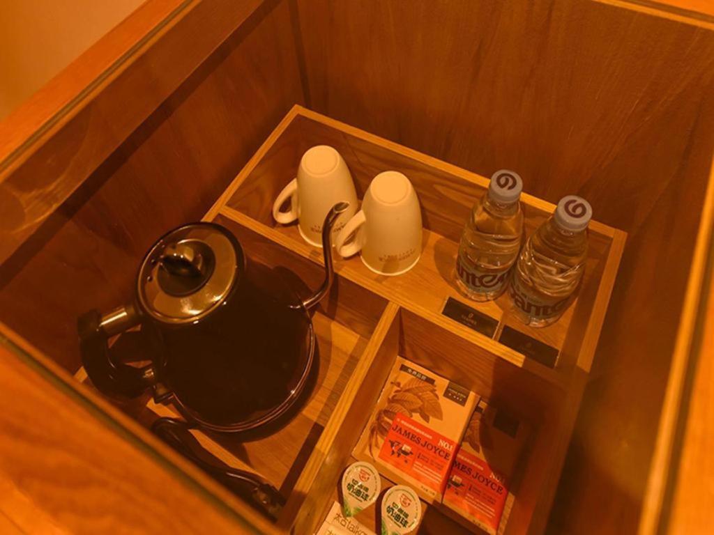 James Joyce Coffetel (Beijing Zhongguancun Renmin University Metro Station) 27/47