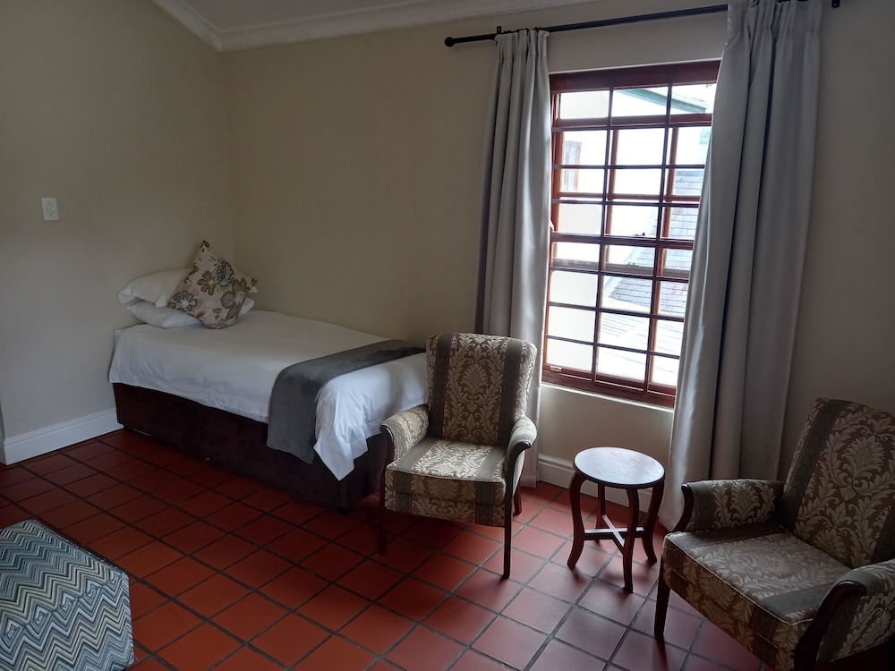 137 High Street Guest House 13/48