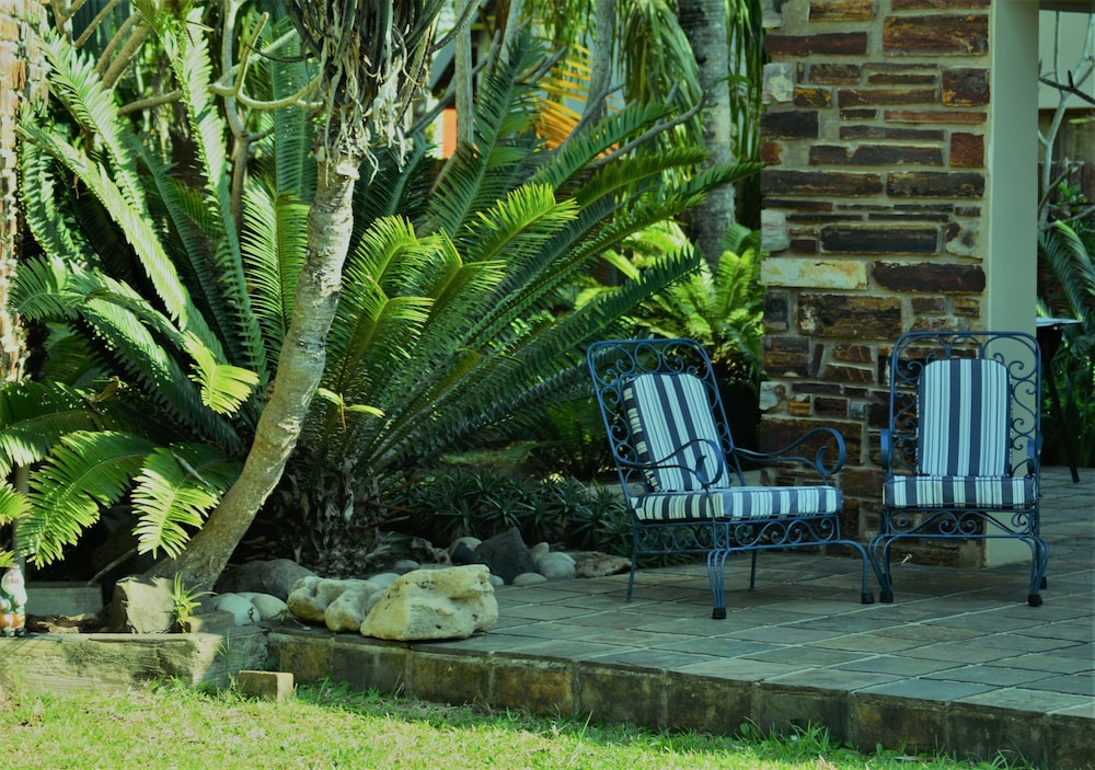 Buya Futhi Bed &amp; Breakfast 27/38