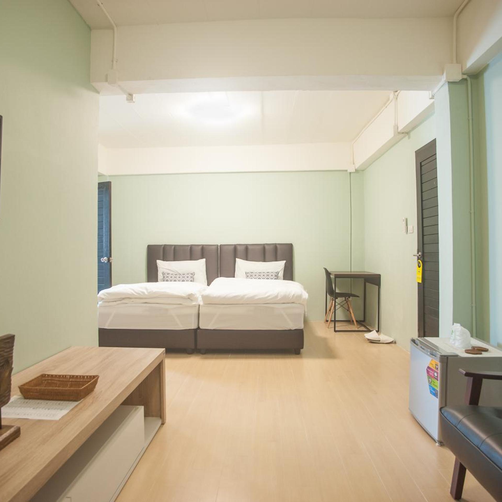 Baan Ploy In - Adults Only 17/54