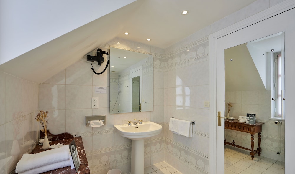 L'AUBERGE BRETONNE 42/50