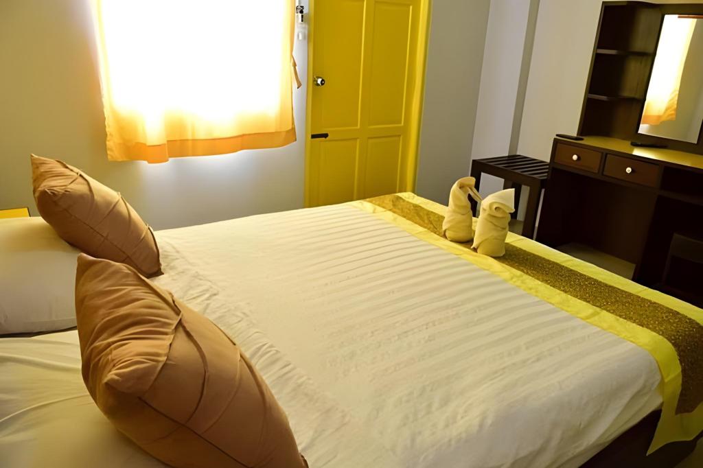Charoen Apartment Trang 11/36