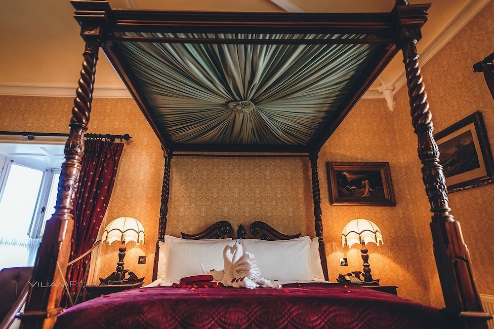 Abbey Hotel Roscommon 2/65