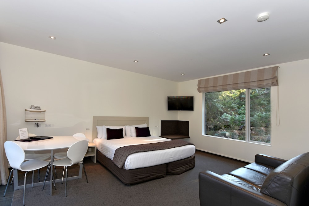 ASPEN COURT MOTEL FRANZ JOSEF 8/26