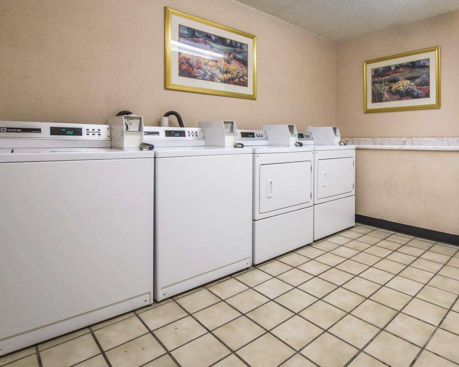 Clarion Inn And Events Center Pueblo North 6/32