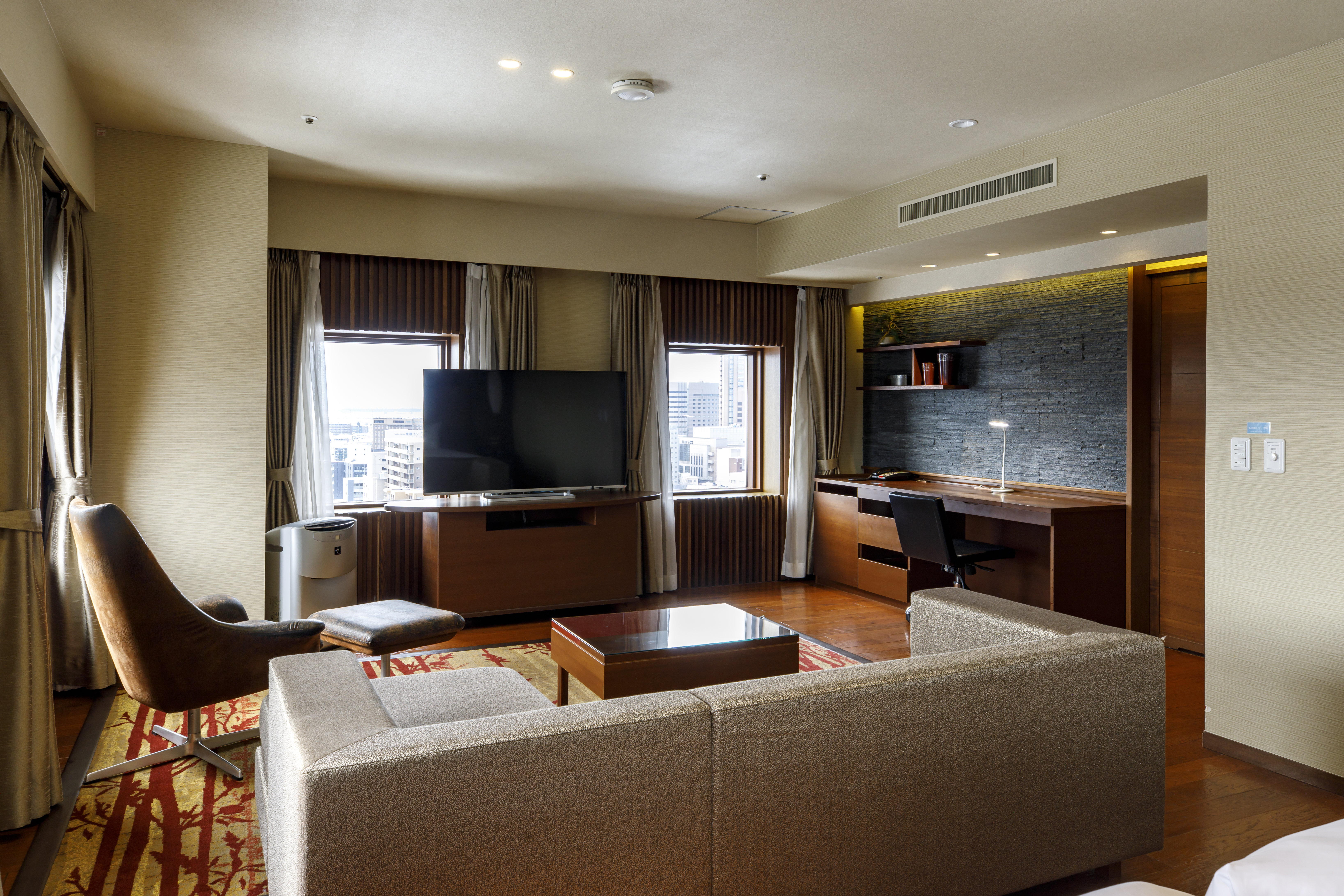Holiday Inn ANA Kanazawa Sky 56/80