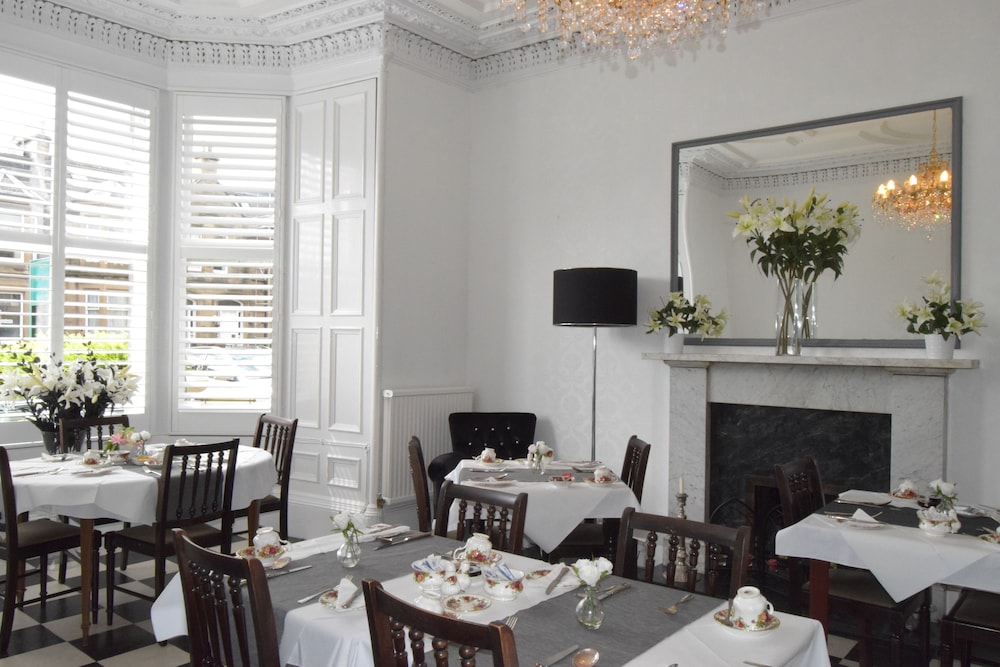 The International Guest House 33/41