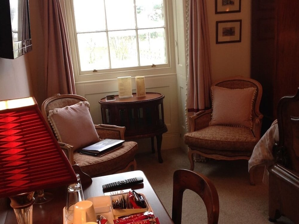 Westgate Manor 14/18
