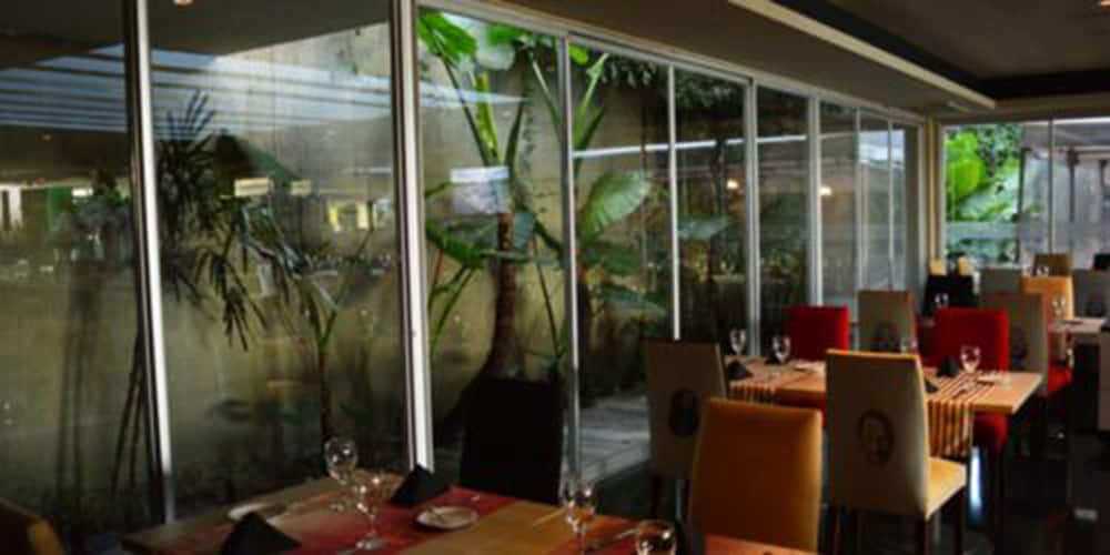 Savoy Hotel Encarnacion 59/69