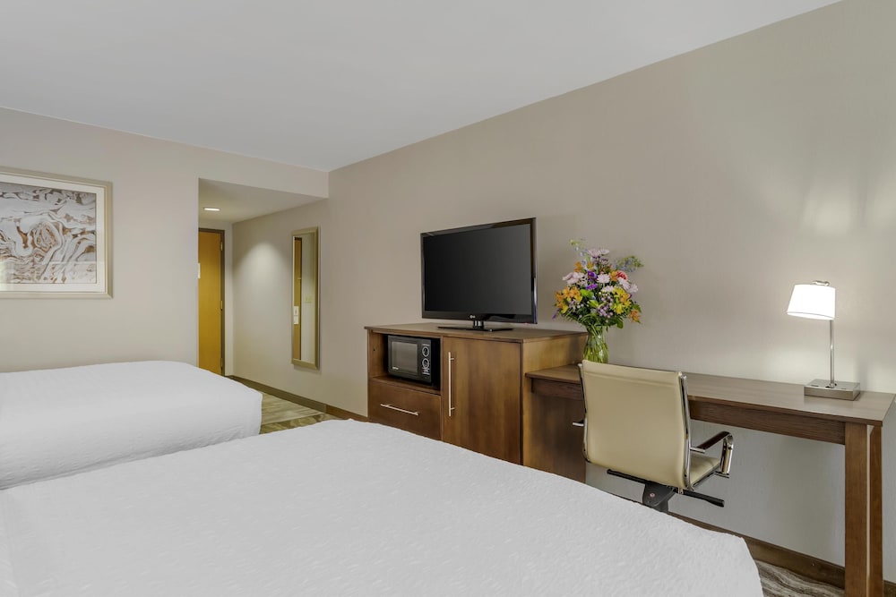 جناح بسريرين كوين بشرفة لذوي الإعاقة، Best Western Plus River Escape Inn & Suites 7/9