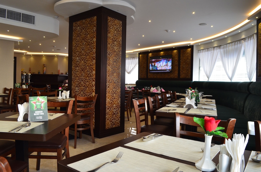 restaurant-cafeteria