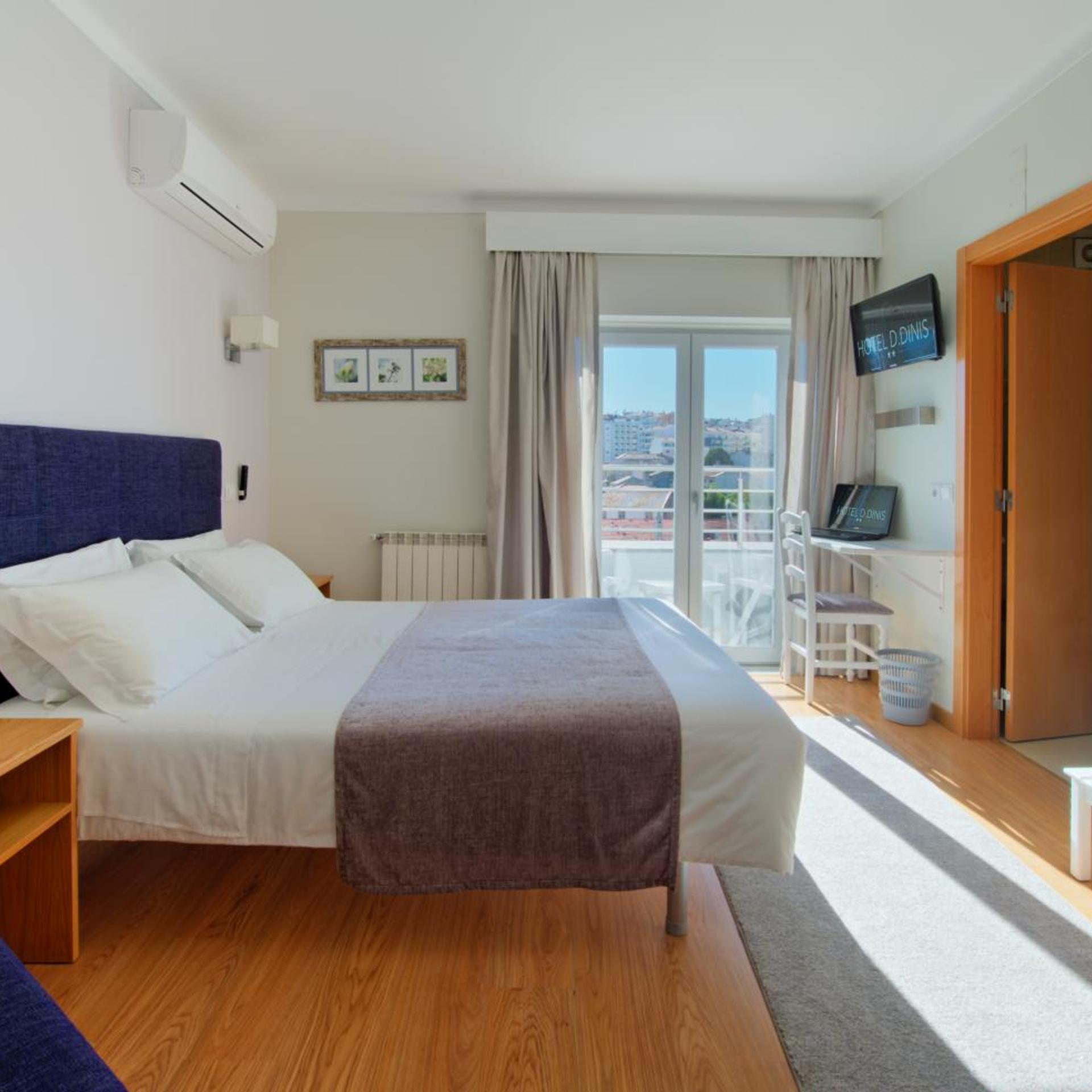 Hotel D. Dinis 16/50