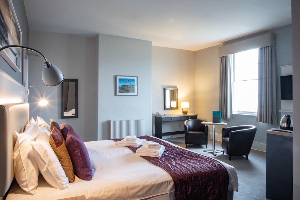 Royal Hotel Whitby 25/61