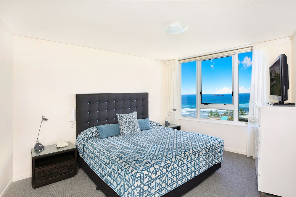 Aspect Caloundra 15/76