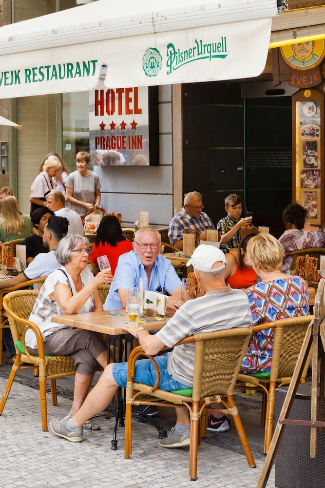 Prague Inn 41/53