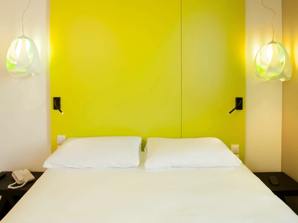 IBIS STYLES NIMES GARE CENTRE 27/57