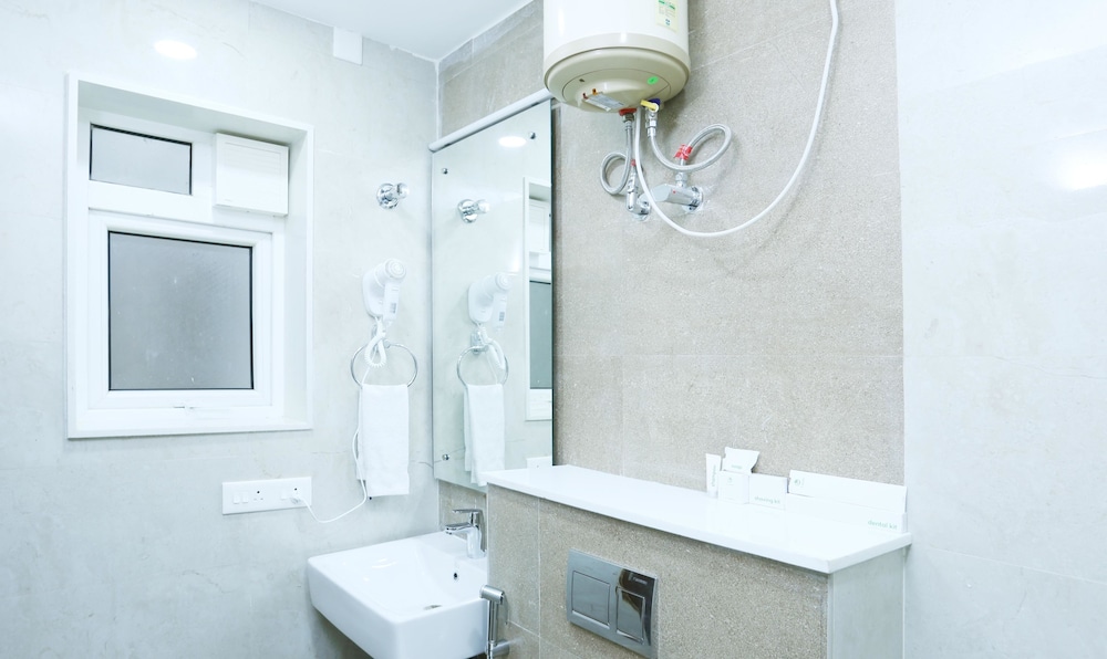 Treebo Trend Pechis Castle 40/42