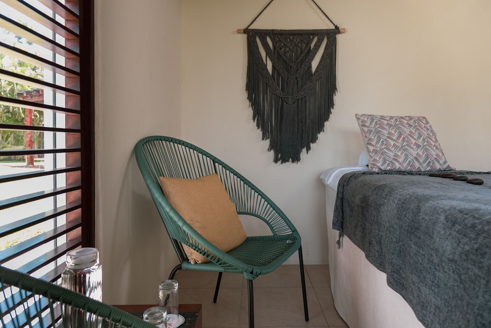 Laguna Suites Golf & Spa 19/50