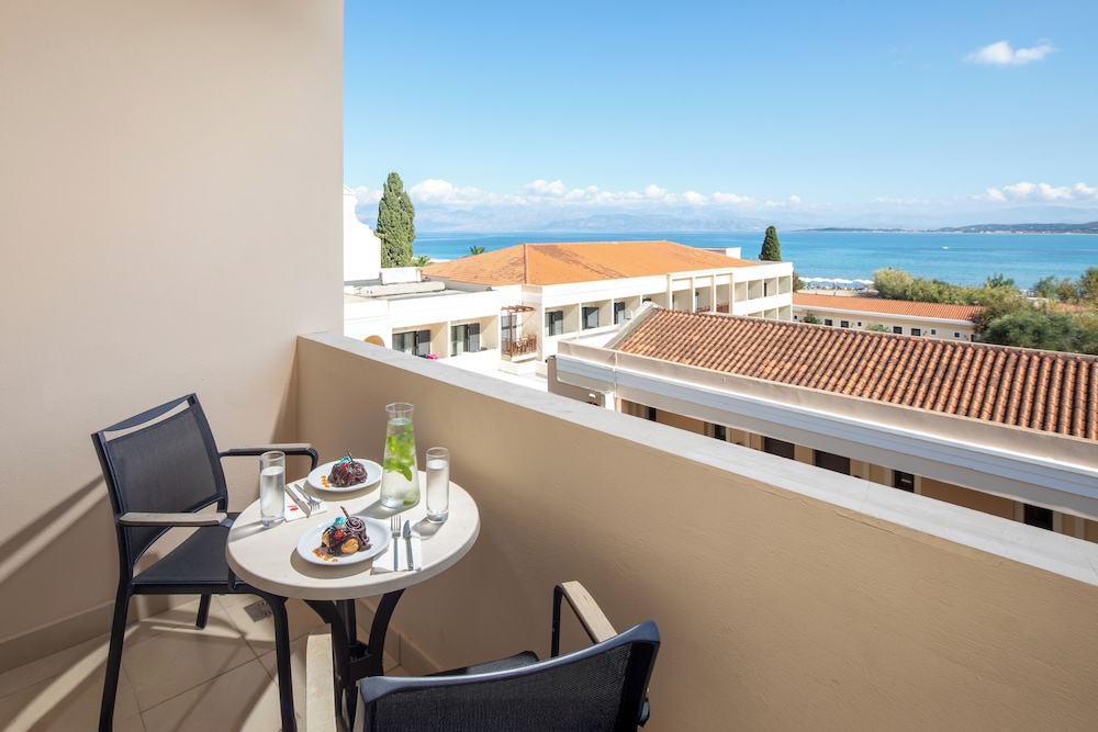 Roda Beach Resort & Spa 35/49