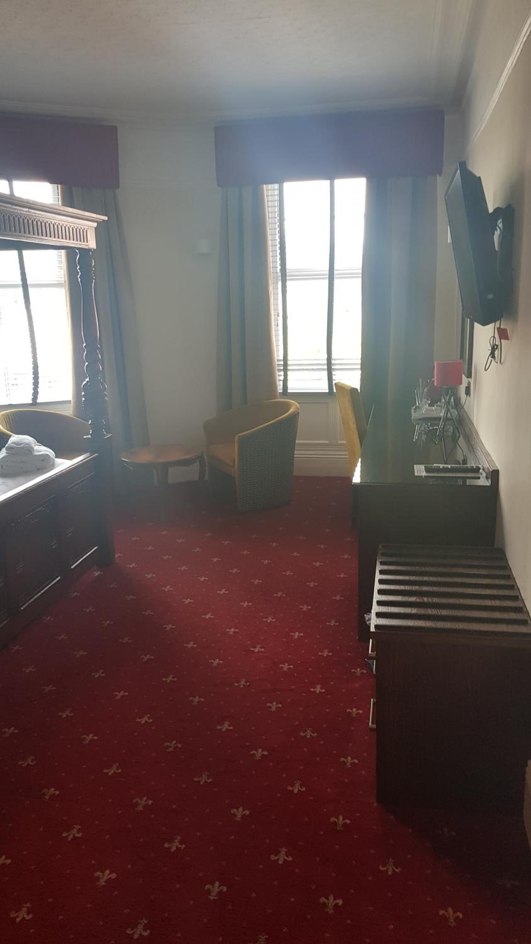 The Castle Hotel 35/61