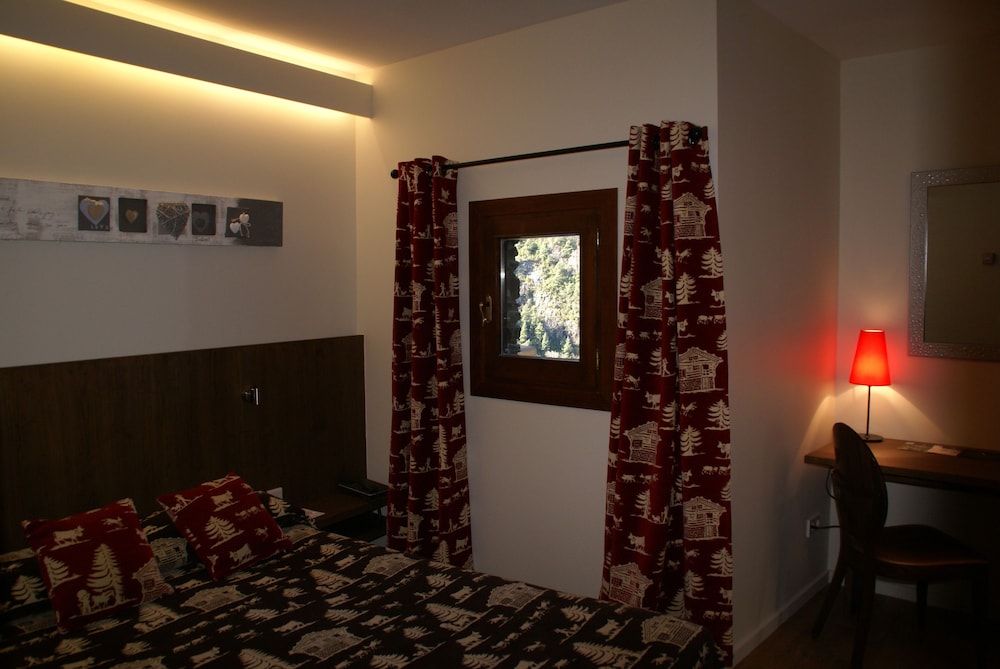 L Ermita 32/65