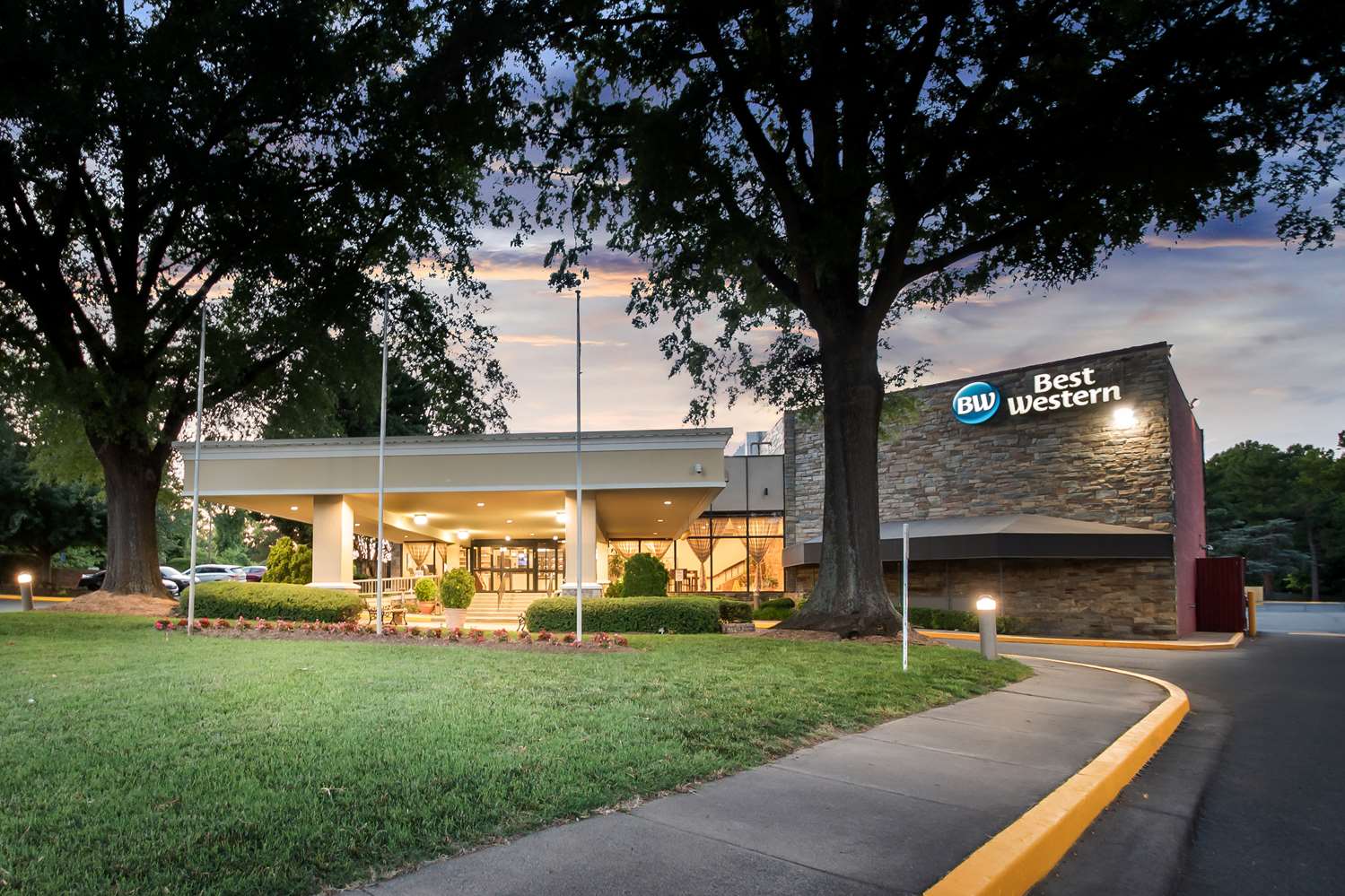 Best Western Fairfax 25/27