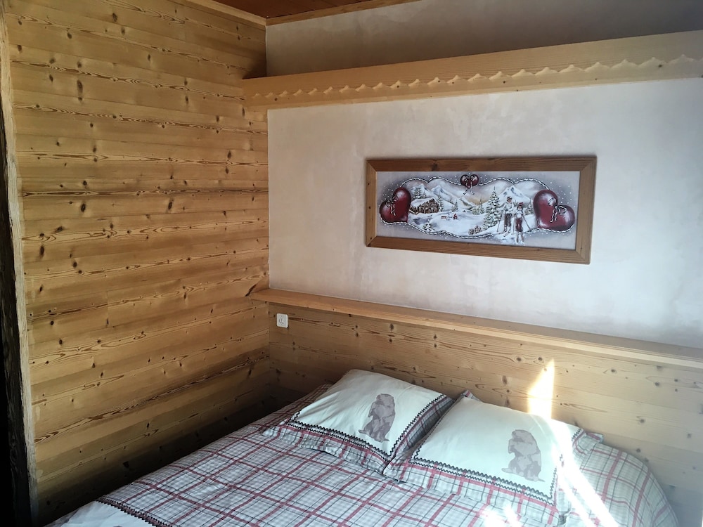 Hotel Le Soly Varnay 39/68