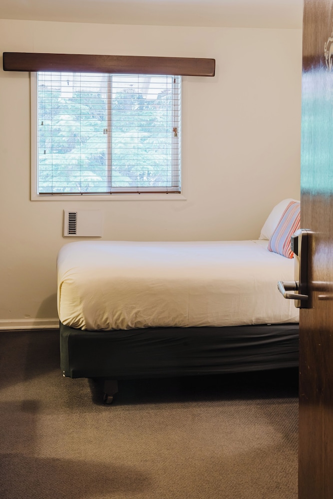 Alpine, Double Bed