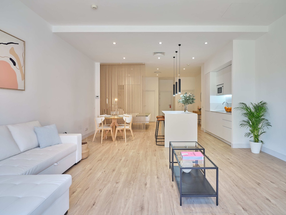 Paseo Suites Hotel 32/47