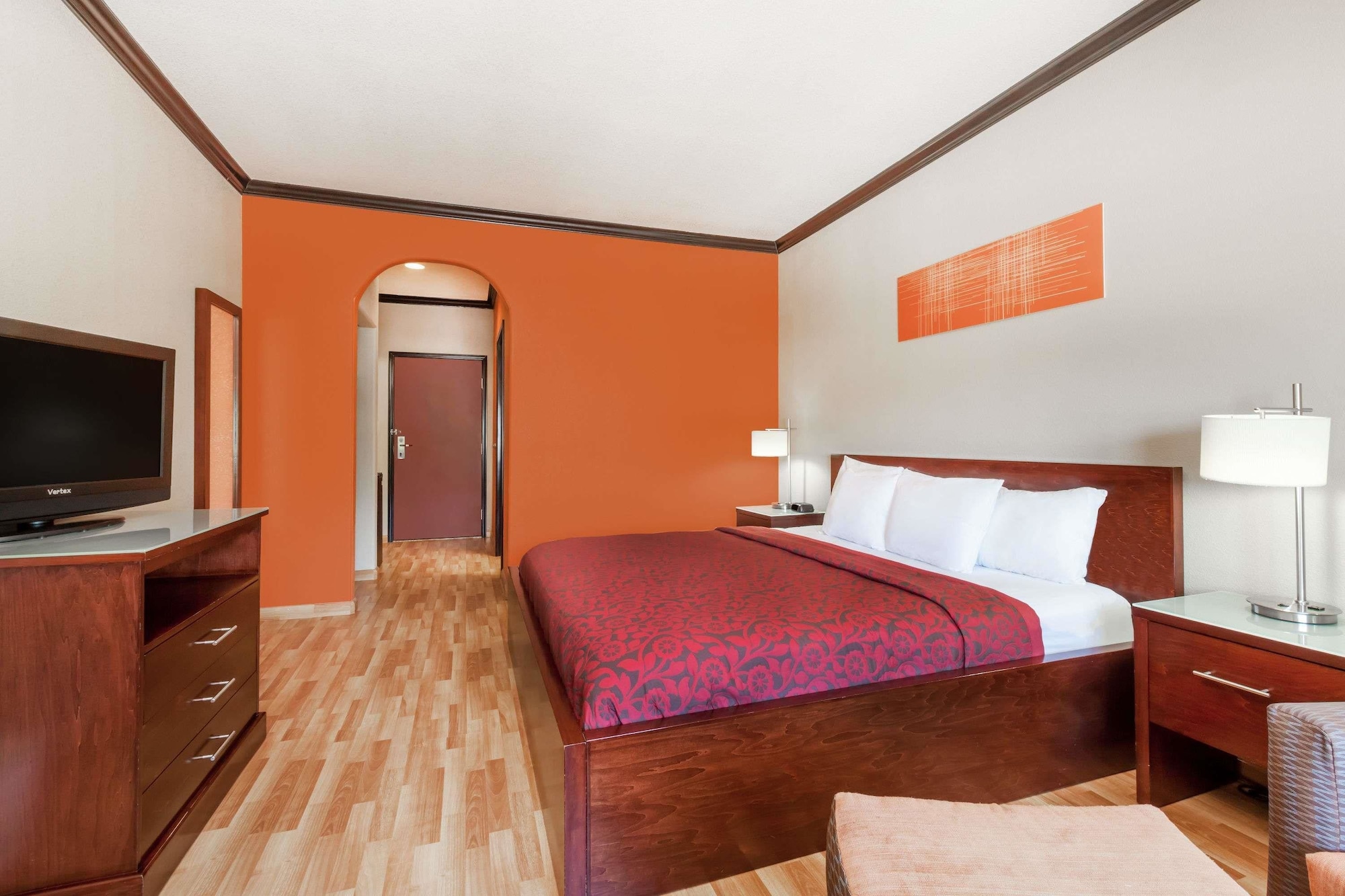 Suite, King Bed, Days Inn And Suites Marquez 2/4