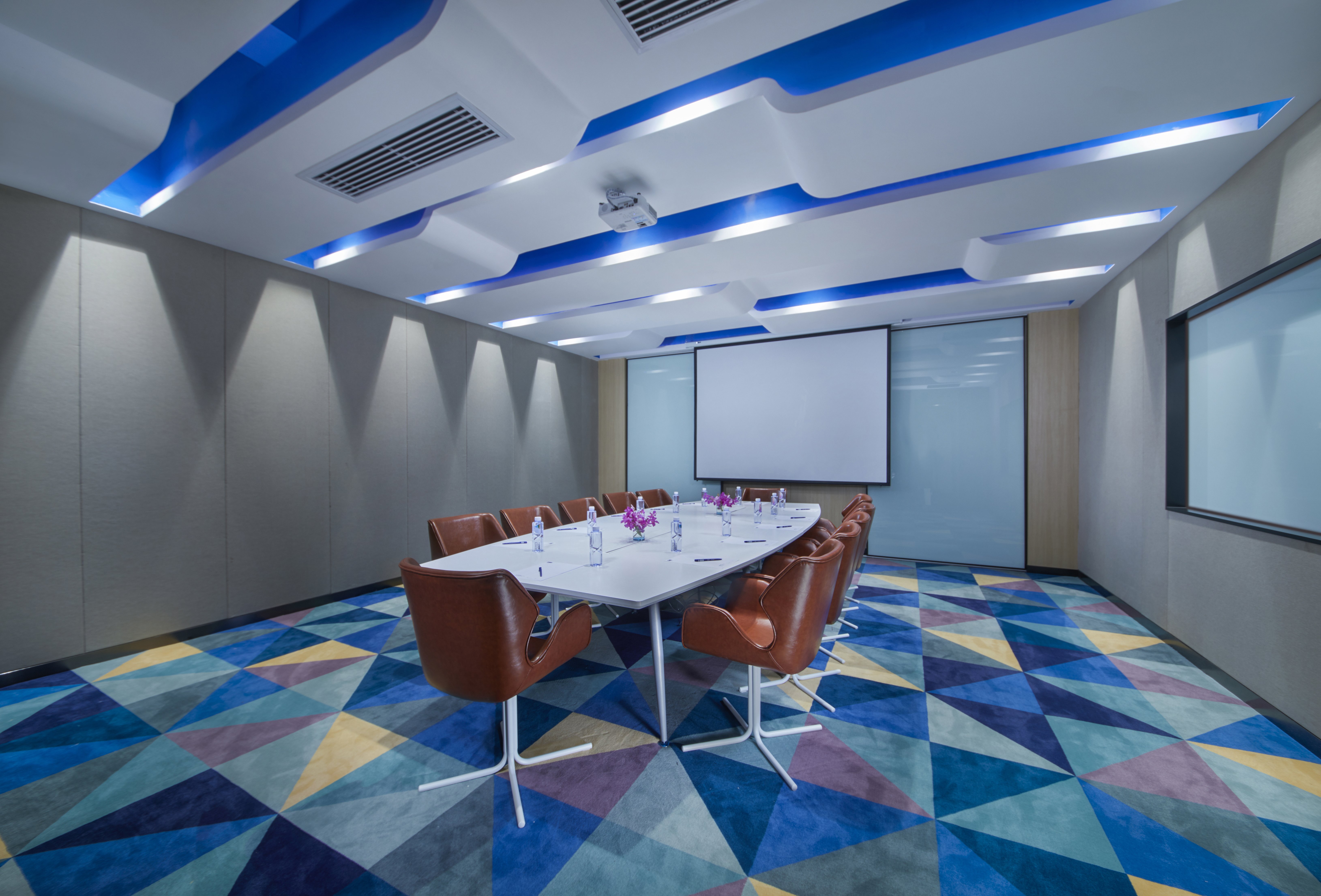 Holiday Inn Express Shanghai Jinshan 14/17