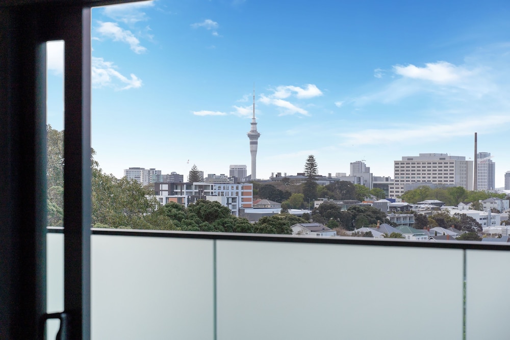 Ramada by Wyndham Newmarket Auckland 47/50