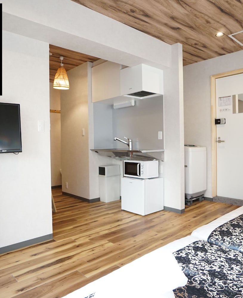 Poly Hostel Osaka 35/60