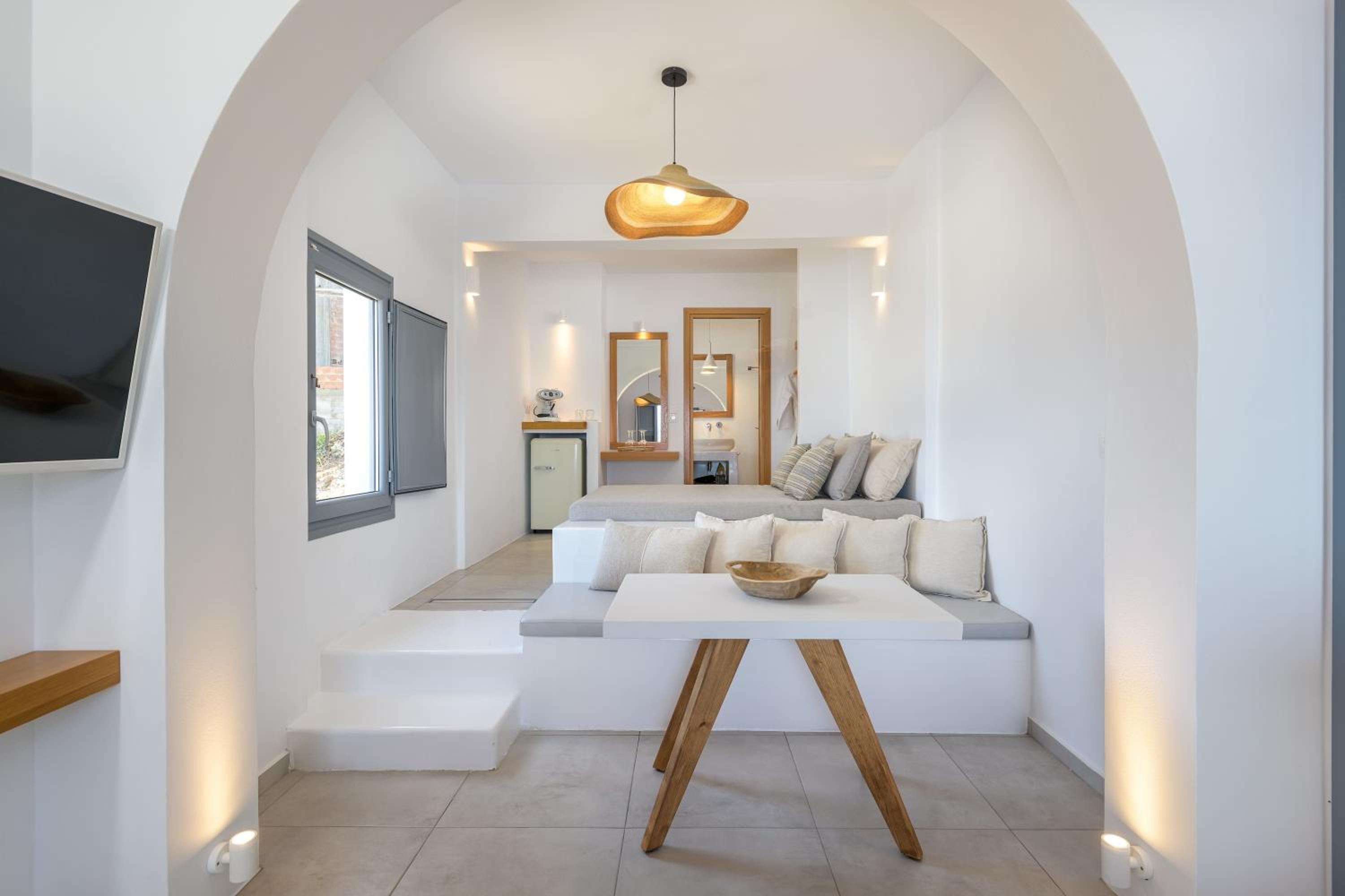 Oneiro Studios 30/50