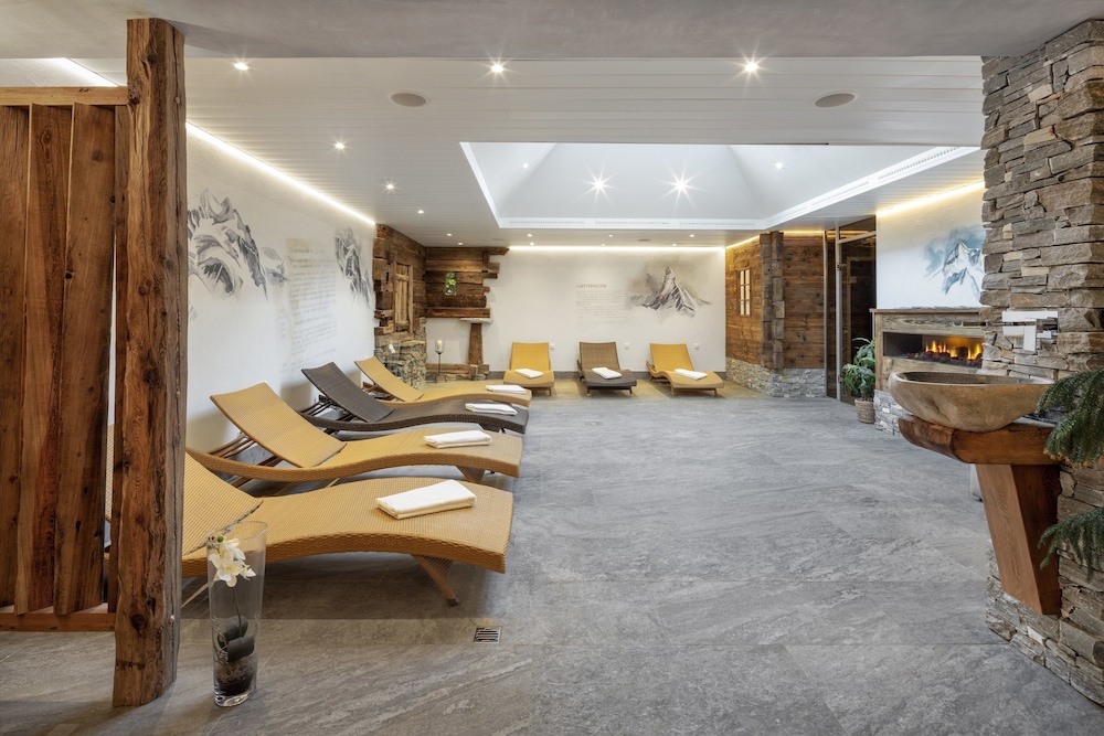 Hotel Antika 42/63