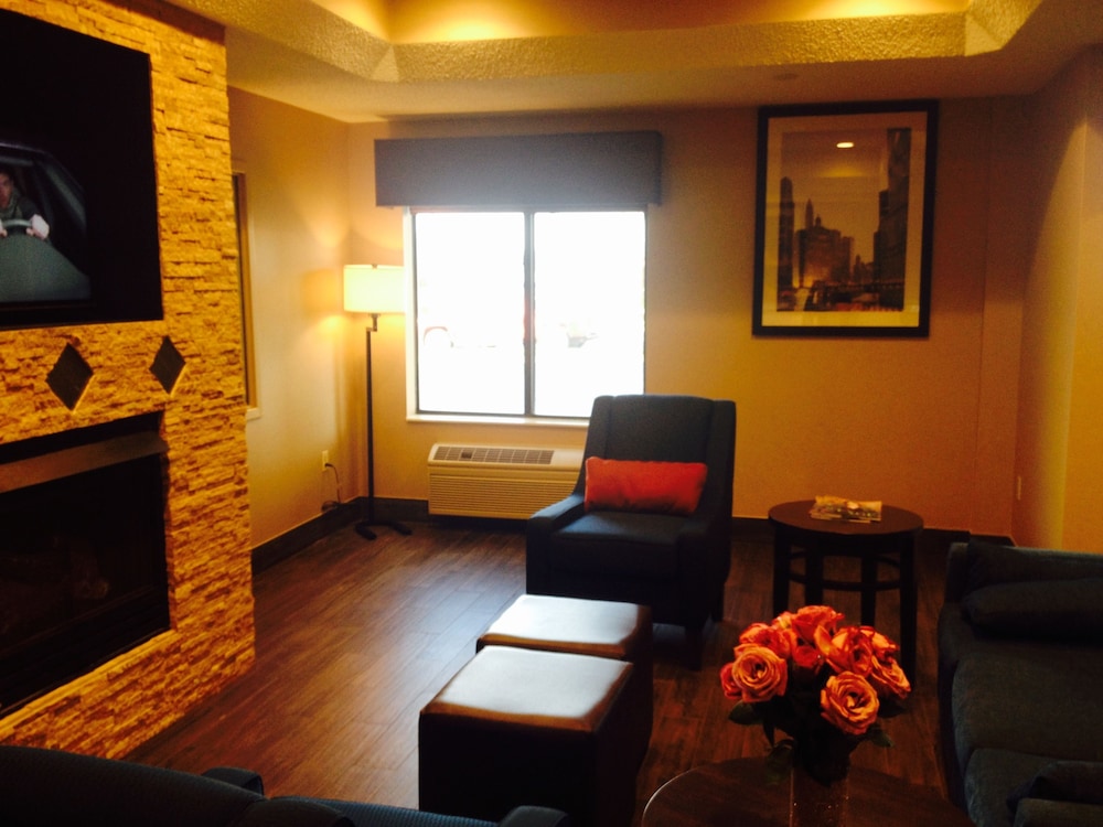 Comfort Inn Crystal Lake - Algonquin 15/33