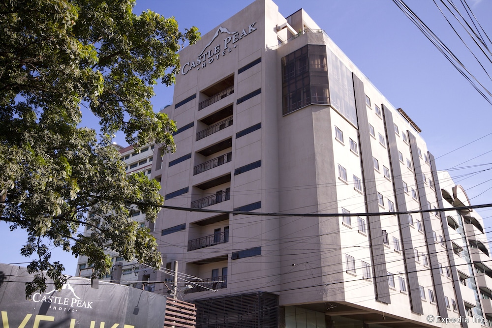Castle Peak Hotel 2/71