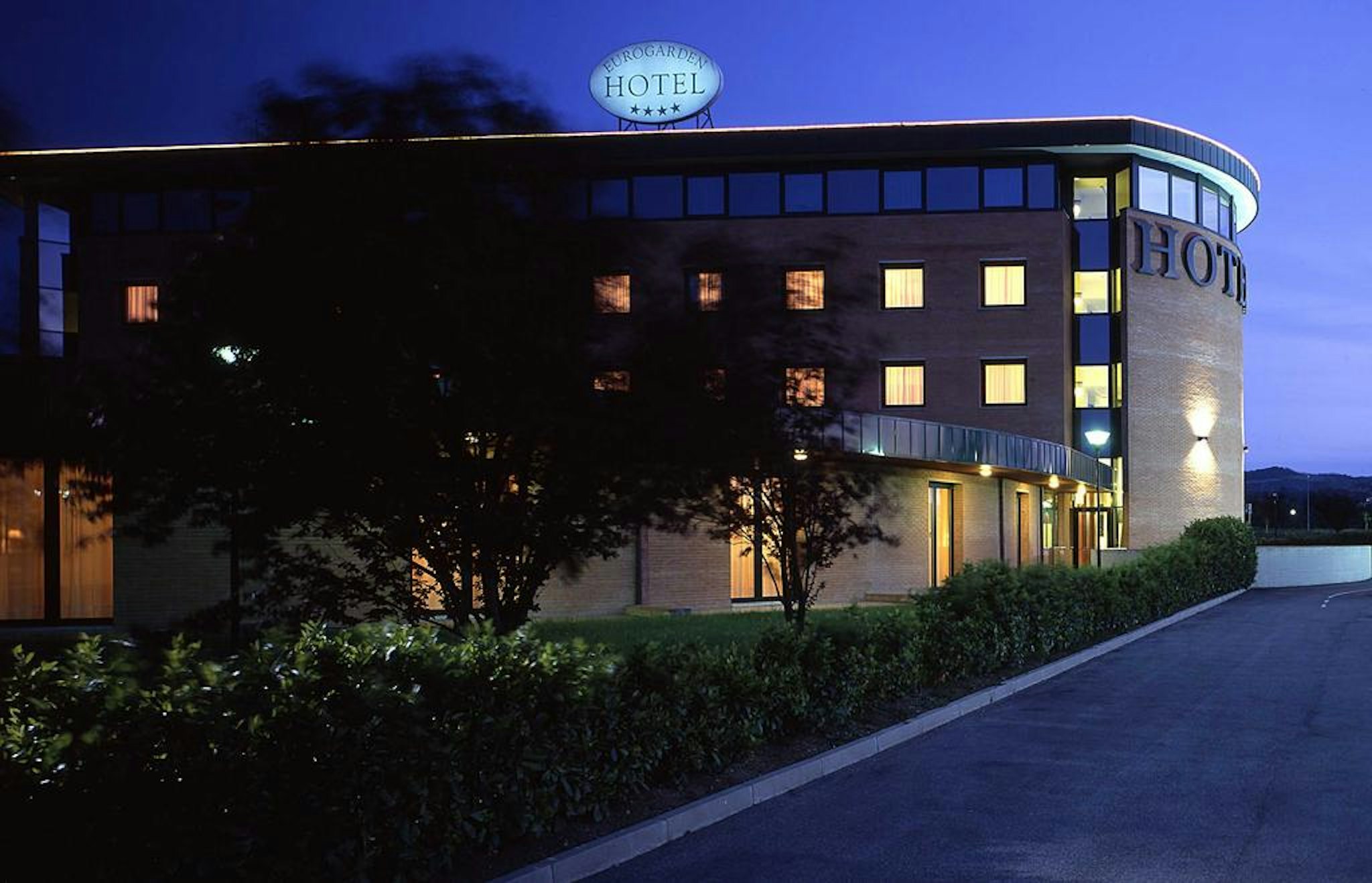 Phi Hotel Emilia 2/26