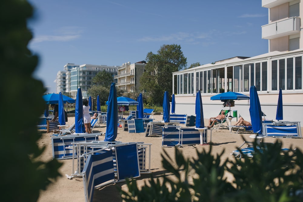Hotel La Bussola 39/50