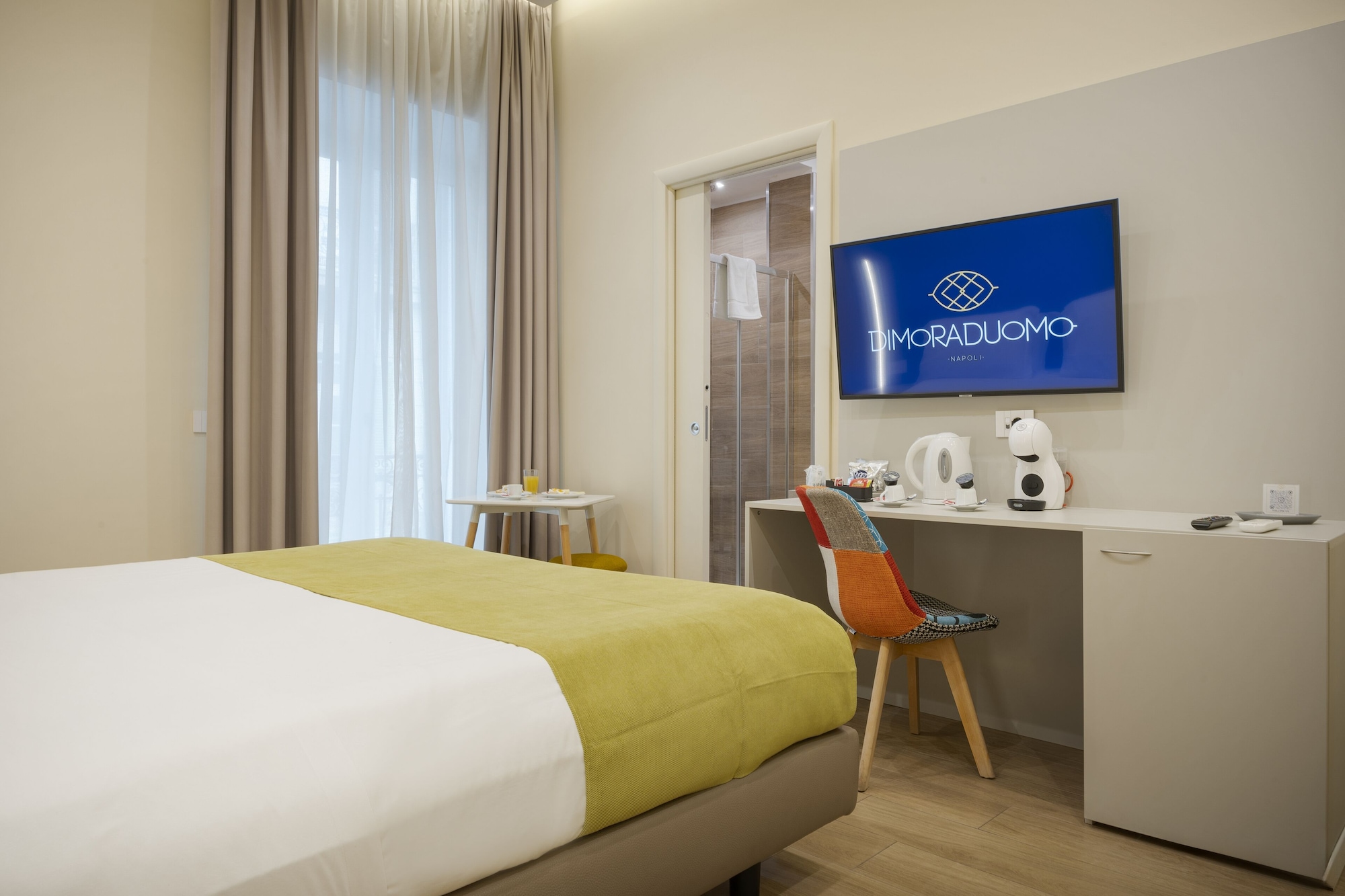STANDARD, DOUBLE OR TWIN BED, BALCONY