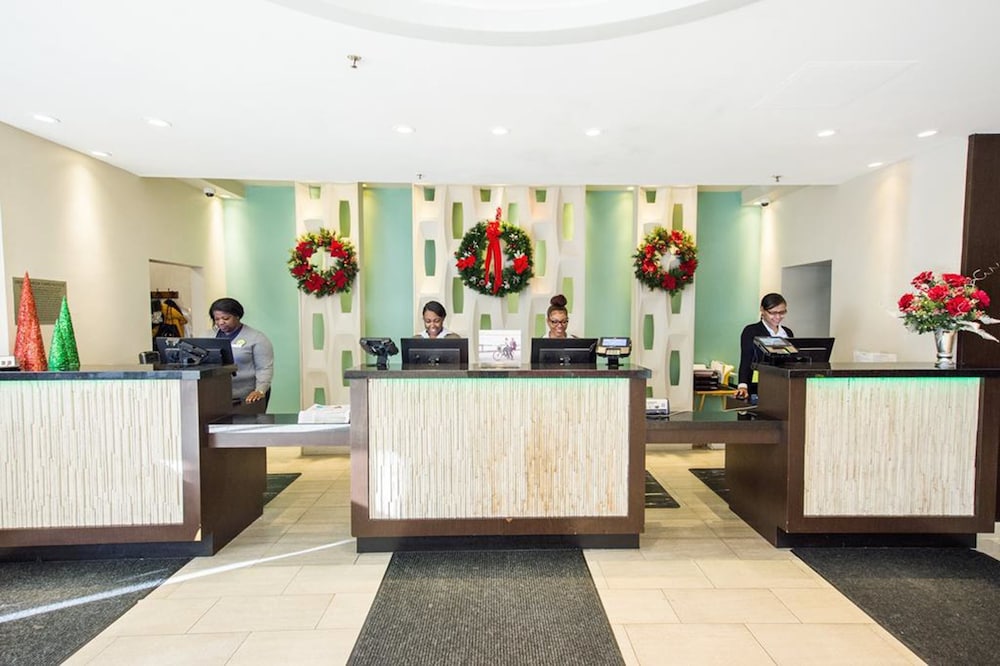 Holiday Inn Newark International Airport An Ihg Hotel 15/84